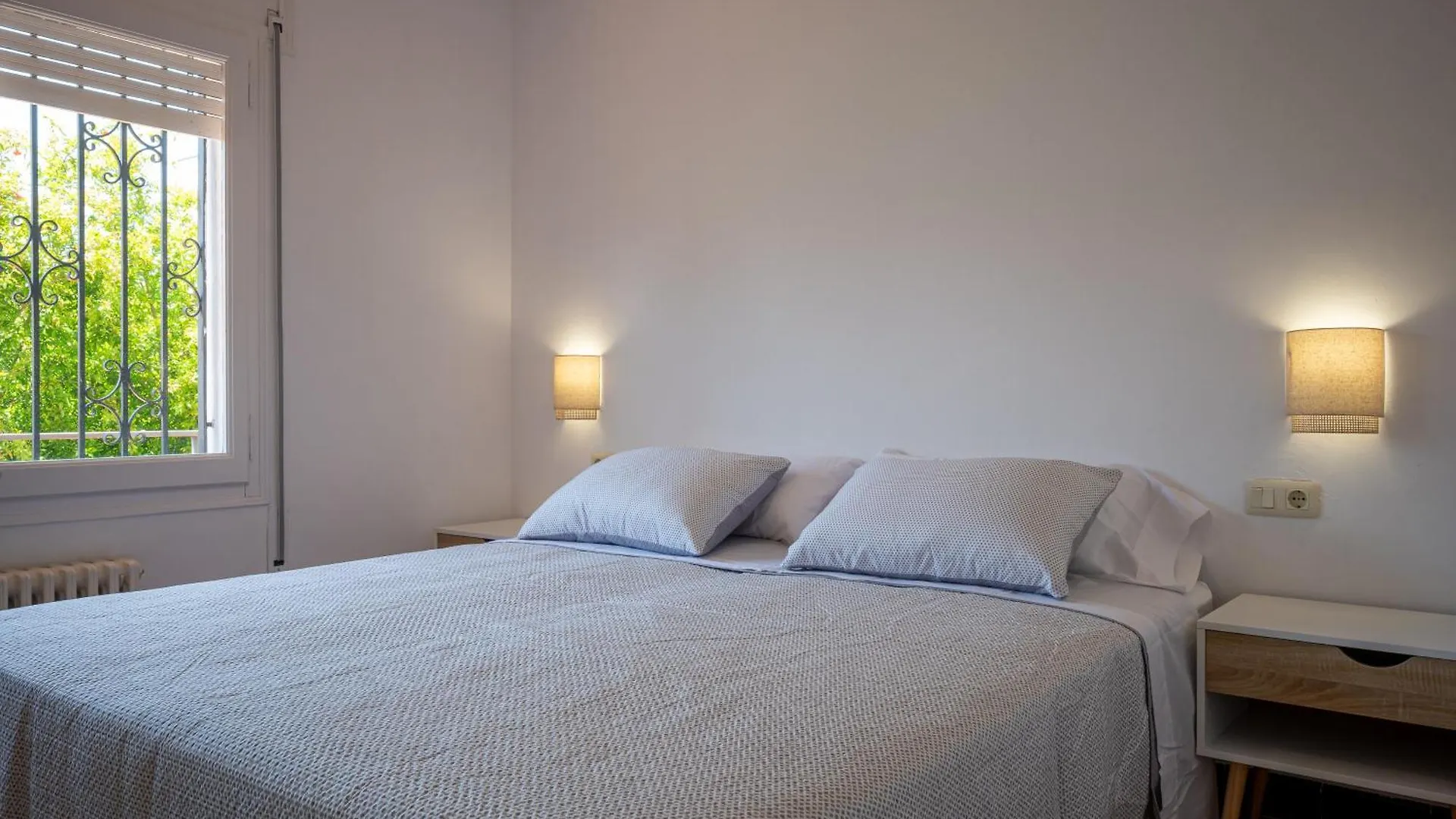 At166 Playa A 10 Min A Pie Villa Torredembarra Spain