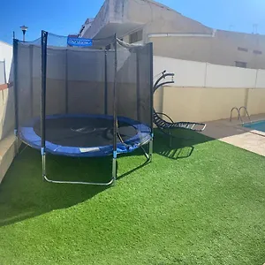  Сasa de vacaciones Casa Con Gran Piscina Particular Cerca Playa